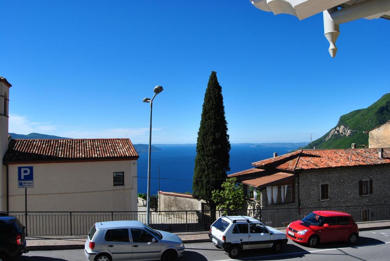 Appartamenti San Pietro - Hotel Gallo Tignale Exterior foto