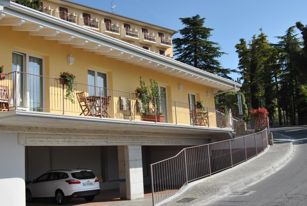 Appartamenti San Pietro - Hotel Gallo Tignale Exterior foto